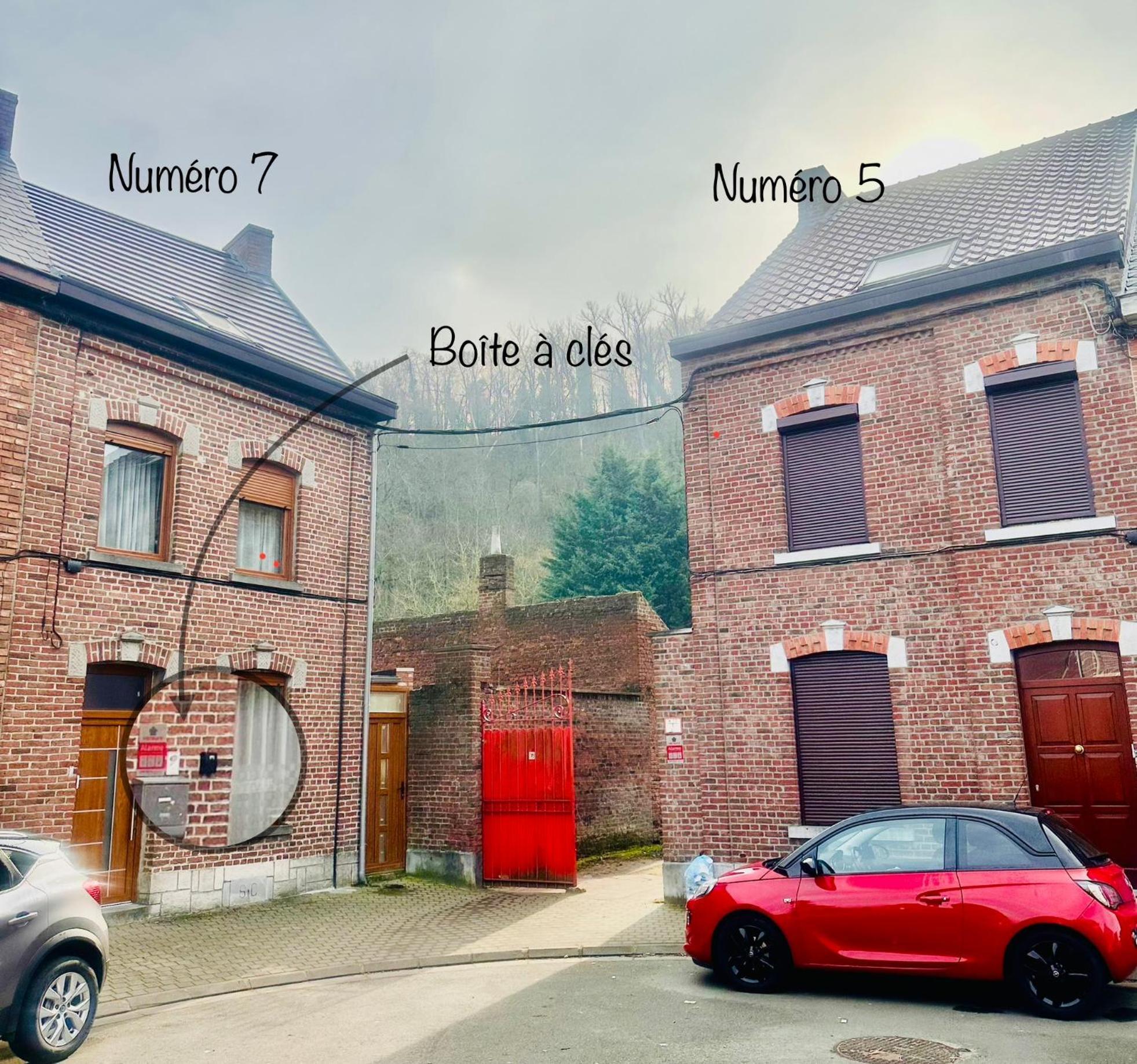 Chambre Et Sdd Privees Dans Une Maison Partagee Avec Des Residents Mons Bagian luar foto